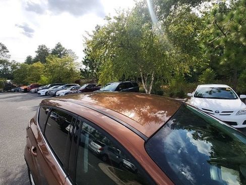 Used 2017 Ford Escape SE w/ SE Cold Weather Package FWD image 15