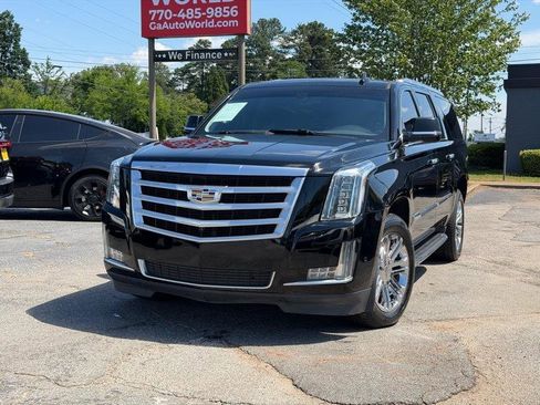 Used 2018 Cadillac Escalade ESV 2WD image 1