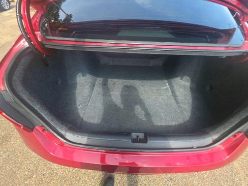 Used 2020 Honda Accord LX image 5