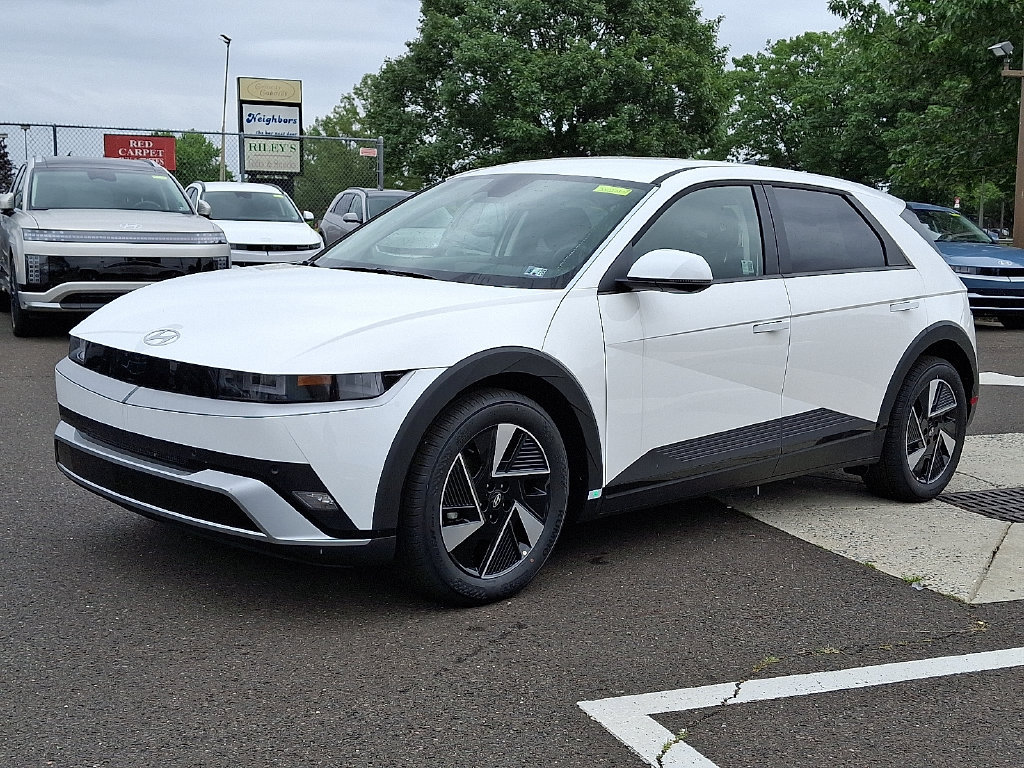 New 2025 Hyundai Ioniq 5 SE AWD/4WD image 3