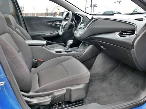 Used 2024 Chevrolet Malibu LT image 12