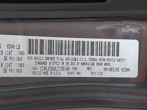 Used 2020 Jeep Grand Cherokee Limited AWD/4WD image 27