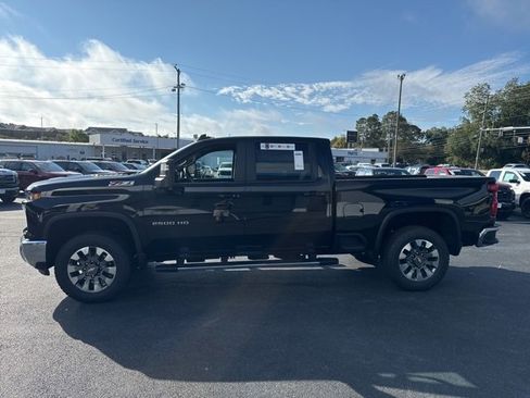New 2026 Chevrolet Silverado 2500 LT image 17