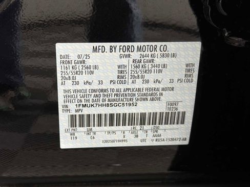 Used 2025 Ford Explorer Platinum image 38