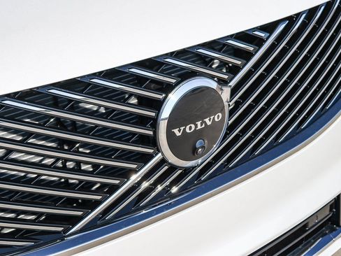 New 2026 Volvo XC90 B6 Ultra image 16