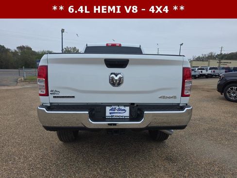 Used 2024 RAM 2500 Big Horn w/ Bed Utility Group image 4