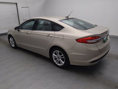 Used 2018 Ford Fusion S image 3