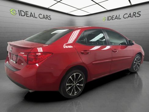 Used 2017 Toyota Corolla SE w/ Body Protection Package FWD image 5