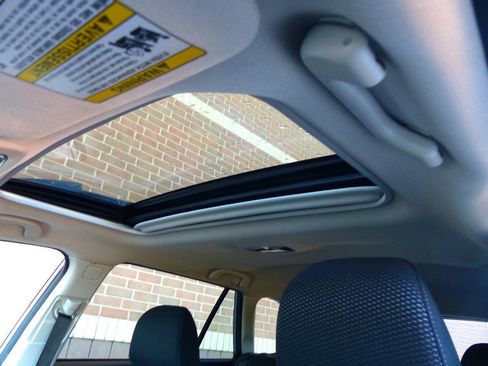 Used 2016 Subaru Outback 2.5i Premium image 37