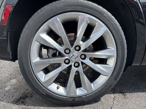 Used 2023 Buick Envision Avenir image 6