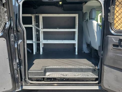 Used 2018 Ford Transit 150 130 Low Roof RWD image 31
