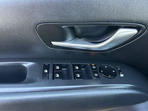 Certified 2026 Hyundai Tucson Blue SE AWD/4WD image 11