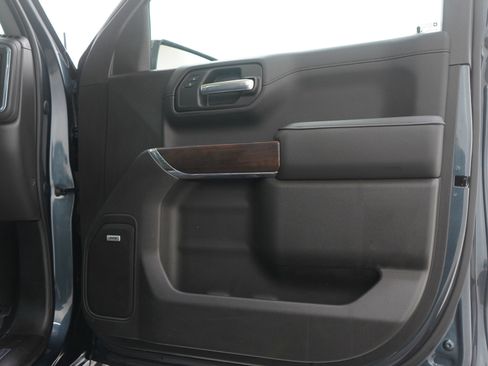Used 2020 GMC Sierra 1500 SLT w/ SLT Premium Plus Package image 11
