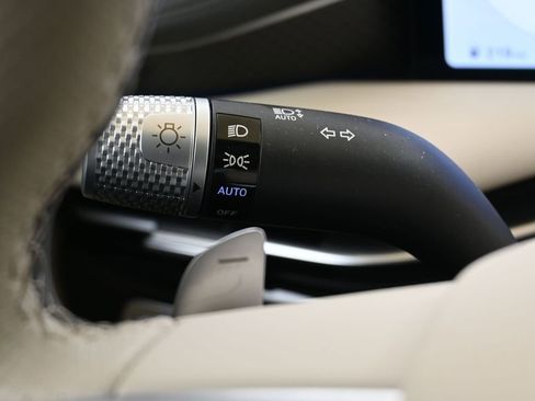 Used 2025 Genesis G80 3.5T Sport Prestige image 28