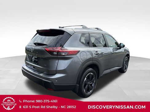 Certified 2024 Nissan Rogue SV w/ SV Premium Package FWD image 6