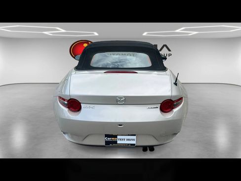 Used 2022 MAZDA MX-5 Miata Sport image 4