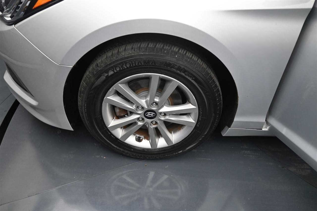 Used 2016 Hyundai Sonata SE FWD image 15