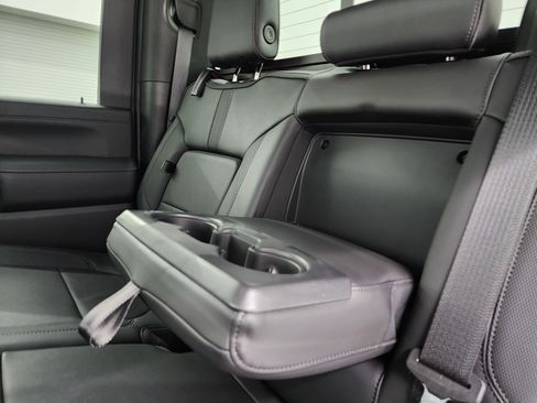 Used 2022 Chevrolet Silverado 2500 High Country w/ Safety Package II image 45