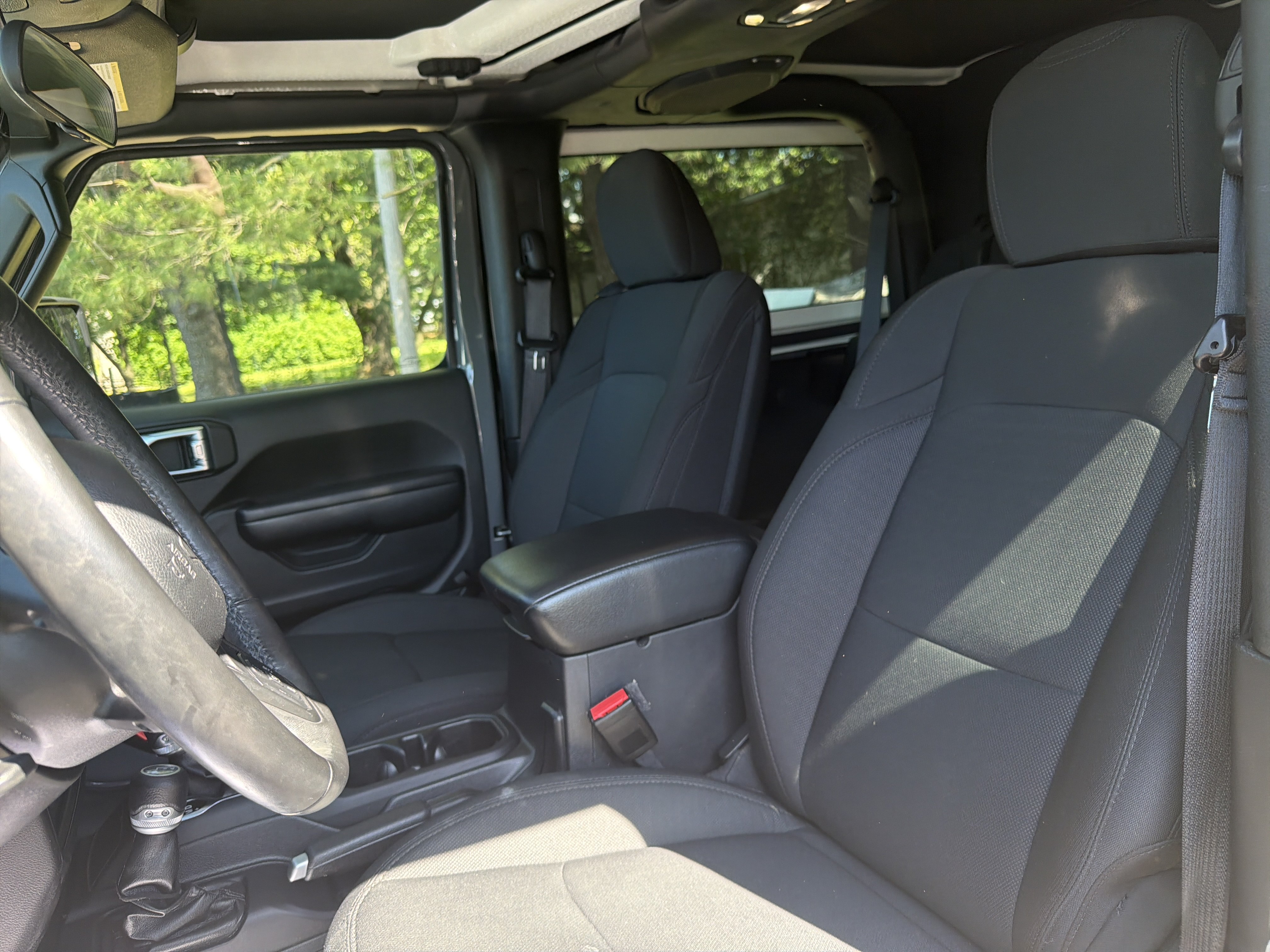 Used 2021 Jeep Wrangler Sport AWD/4WD image 11