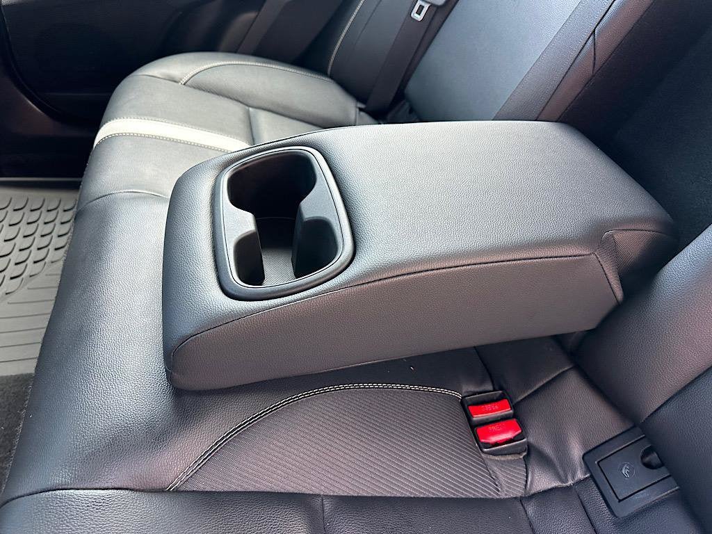 Used 2025 Toyota Camry SE FWD image 18