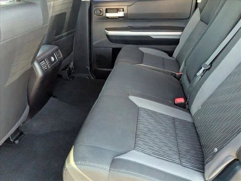 Used 2016 Toyota Tundra SR5 image 15