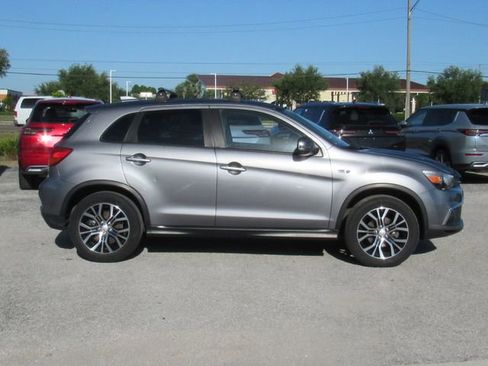 Used 2018 Mitsubishi Outlander Sport LE AWD/4WD image 2