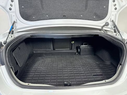 Used 2016 Chevrolet SS RWD image 34
