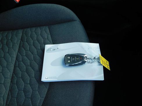 Used 2020 Chevrolet Equinox LT AWD/4WD image 18