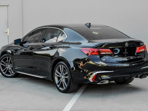 Used 2019 Acura TLX w/ Technology Package FWD image 16