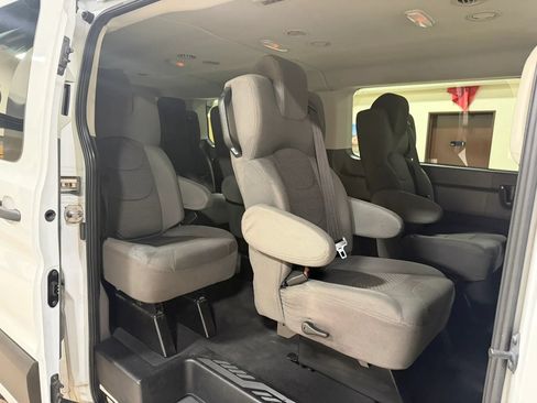Used 2020 Ford Transit 350 XLT RWD image 26