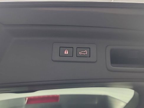 Used 2019 Subaru Forester Touring image 10