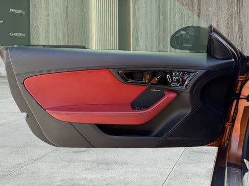 Used 2020 Jaguar F-TYPE R-Dynamic image 17