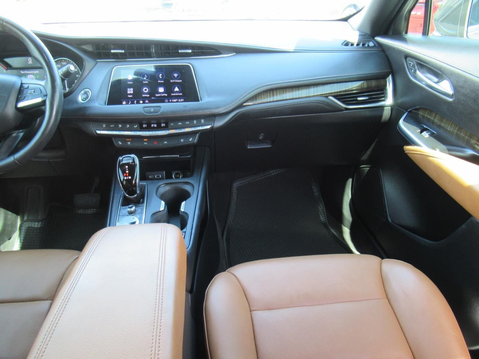 Used 2020 Cadillac XT4 Premium Luxury FWD image 14