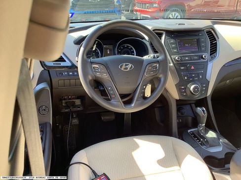 Used 2018 Hyundai Santa Fe Sport image 10