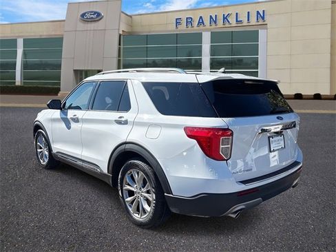 Certified 2024 Ford Explorer Limited image 5
