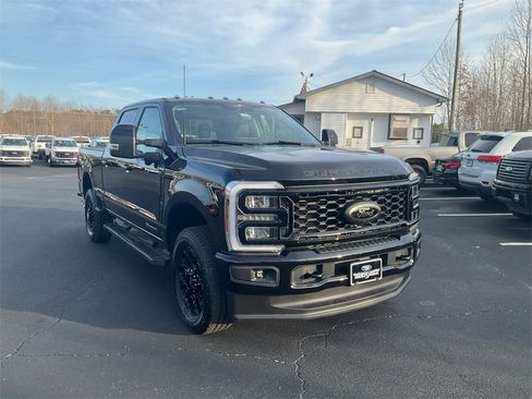 New 2026 Ford F250 Lariat w/ Black Appearance Package image 3