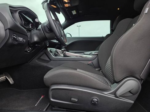 Used 2022 Dodge Challenger R/T Scat Pack w/ Driver Convenience Group image 11