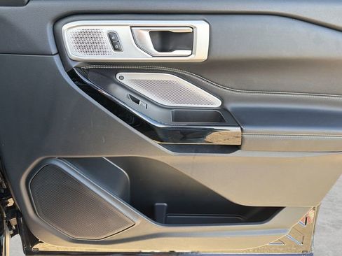 Used 2023 Ford Explorer ST w/ Equipment Group 401A image 10