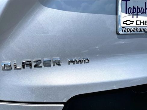 Used 2022 Chevrolet Blazer LT AWD/4WD image 24
