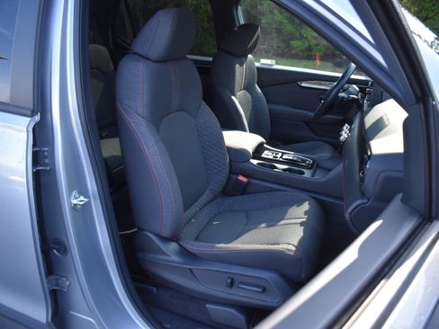 Certified 2023 Honda Pilot Sport image 28