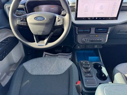 New 2025 Ford Maverick XLT image 16