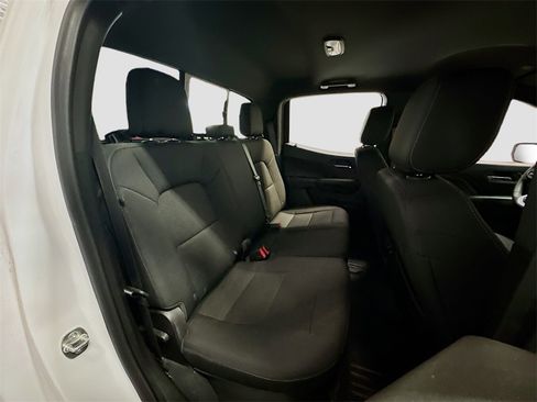 New 2024 Chevrolet Colorado LT w/ LT Convenience Package II image 29