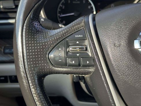 Used 2017 Nissan Maxima Platinum w/ Interior Lighting Package FWD image 25