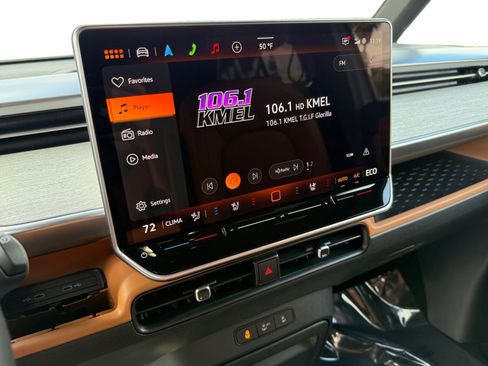 New 2025 Volkswagen ID. Buzz Pro S image 12