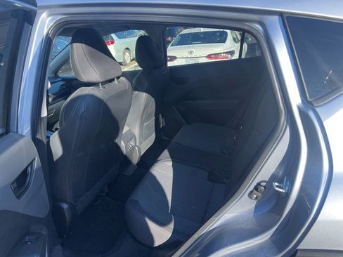 Used 2024 Subaru Crosstrek 2.0i Premium image 5