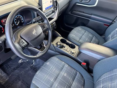 Used 2023 Ford Bronco Sport Heritage w/ Heritage Convenience Package AWD/4WD image 12