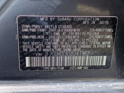 Used 2025 Subaru Crosstrek 2.5i Premium AWD/4WD image 35