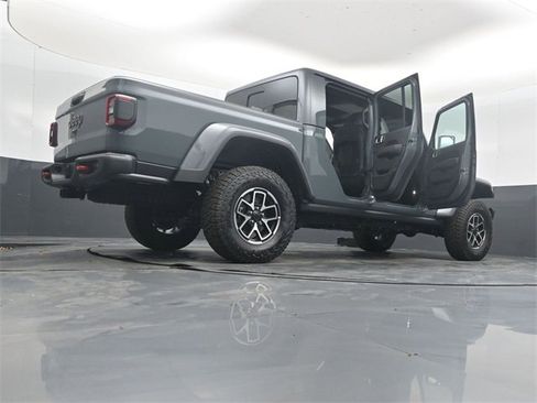 New 2025 Jeep Gladiator Rubicon image 51