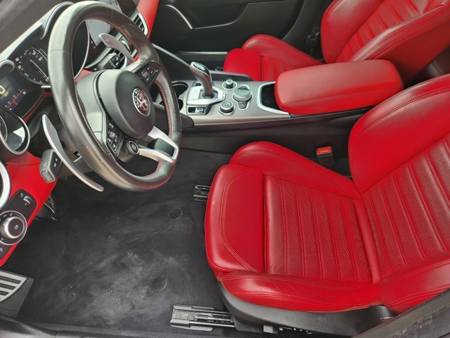 Used 2021 Alfa Romeo Giulia Ti Sport RWD image 12