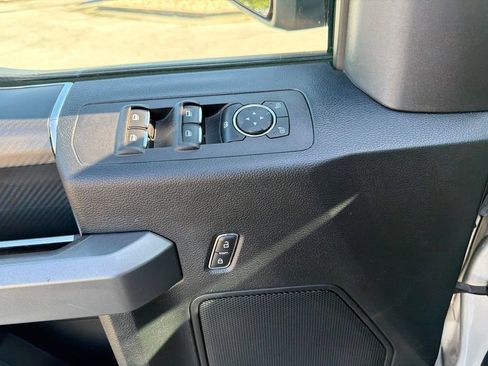 Used 2018 Ford F150 XLT w/ Equipment Group 302A Luxury AWD/4WD image 33